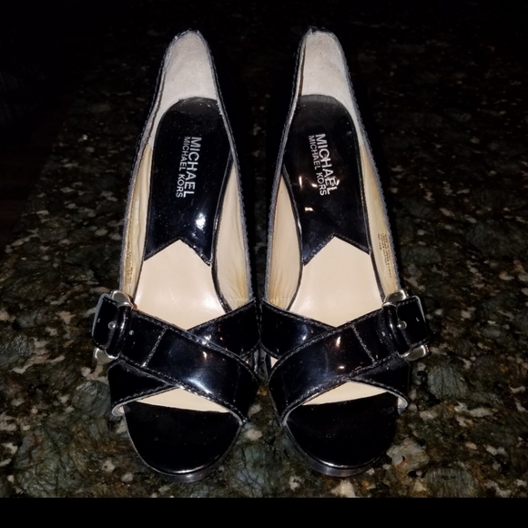 Michael Michael Kors heels - Picture 8 of 8